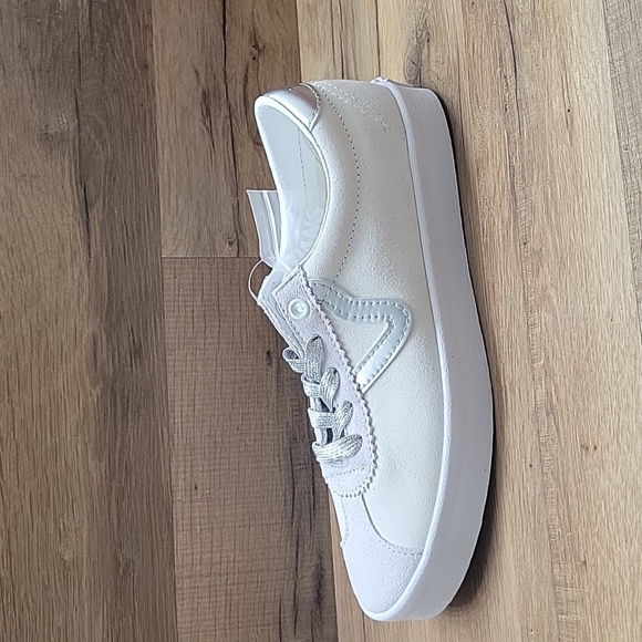 Van's Sport Low Brand new in the box authentic uper leather. - Picture 5 of 12